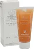 A product shot of a Sisley facial gel and its packaging. Produktbild-Vorschau