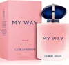 A perfume bottle and its box are displayed against a white background. Voir les images du produit