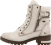 A side view of a white boot. Voir les images du produit