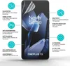 A smartphone screen protector is shown with various features highlighted by text and icons. Produktbild-Vorschau