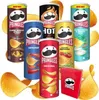 Pringles Ketchup Chips empilées au délicieux goût de Voir les images du produit 2