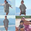 CalmyBEACH Frottee Badeponcho Kinder Bademantel  - Grau Produktbild-Vorschau 3