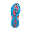 Sohle des La Sportiva Bushido III Woman Trailrunning-Schuhs in Blau und Rot; mit markantem Profil für besseren Halt. Produktbild-Vorschau