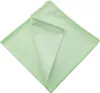 A light green microfiber cleaning cloth folded diagonally and lying flat on a white background. Podgląd zdjęcia produktu