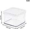 A clear, studio shot of a square, transparent food storage container with a white lid, showing dimensions. Anteprima dell’immagine prodotto