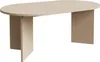 A studio shot of an extendable dining table. Anteprima dell’immagine prodotto