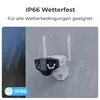 A security camera mounted on a wall during a rain shower, with text indicating its weather resistance. Produktbild-Vorschau