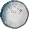 A top-down view of a single plate with a marbled blue and white design and a brown rim. Voir les images du produit