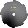 A black STIHL grass cutting blade with specifications printed on it, shown against a white background. Produktbild-Vorschau