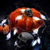 Halloween decorations including pumpkins, skulls, and ghost-shaped string lights. Produktbild-Vorschau