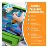 A child's hand holding a stylus and interacting with a tablet screen, with text overlays describing learning content. Produktbild-Vorschau