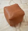 Quadratischer Echtleder Pouf – Karamell - Handgefertigt - Produktbild-Vorschau 5