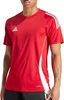 A man wearing a red Adidas t-shirt. Anteprima dell’immagine prodotto