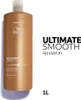 A product shot of a large bottle of Wella Ultimate Smooth Shampoo next to marketing text. Produktbild-Vorschau
