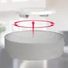 An illustration showing how to assemble a ceiling light fixture. Podgląd zdjęcia produktu