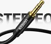 A close-up shot of a 3.5mm audio cable connector with the UGREEN logo. Anteprima dell’immagine prodotto