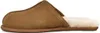 UGG Scuff Wildleder Hausschuhe, Braun 45 EU Produktbild-Vorschau 24