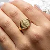 cai Ring 925 Silber vergoldet Madonna Siegelring Produktbild-Vorschau 4