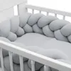 Ochranný mantinel do postieľky vrkoč mušelínový New Baby Náhľad obrázku produktu 6