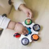Senzorická hračka Baby Einstein Curiosity Clutch Náhľad obrázku produktu 8
