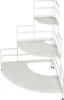 A white metal corner shelf with three tiers. Voir les images du produit