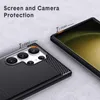 Close-up of a phone case showing screen and camera protection features. Voir les images du produit