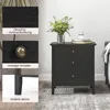 A dark gray nightstand with three drawers is shown in a room setting, with decorative elements and close-up shots of its features. Anteprima dell’immagine prodotto