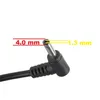 A close-up of a laptop power adapter plug with dimensions indicated by text overlays. Produktbild-Vorschau