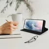 Avizar, Klappetui im Carbon-Design mit Ständer für Samsung Produktbild-Vorschau 3