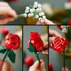 LEGO Botanicals Rosenstrauß - Blumen zum Bauen und Produktbild-Vorschau 5