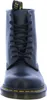 A close-up, front-facing view of a black Dr. Martens boot. Voir les images du produit