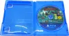 An open video game case showing the disc and the inside cover with text. Produktbild-Vorschau