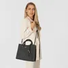 Guess Meridian Ii Girlfriend Couleur Gris Voir les images du produit 15