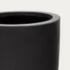 Kave Home Ciment Pot de fleurs de jardin noir diamètre 39 Voir les images du produit 5