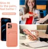 Collage showing a pink phone case with a card slot, a woman making a contactless payment, and a hand holding the phone case. Produktbild-Vorschau