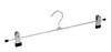 A single metal hanger with two clips against a white background. Anteprima dell’immagine prodotto