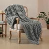 Plüsch Kuscheldecke - Weiche Flauschige Decke Gemütlich Produktbild-Vorschau 6