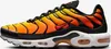 A side view of a Nike Air Max Plus TN sneaker with a sunset orange and yellow gradient. Voir les images du produit