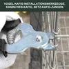 A gloved hand uses a tool to fasten wire mesh. Produktbild-Vorschau