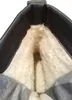 Close-up view of the inside of a boot, showing the lining. Anteprima dell’immagine prodotto