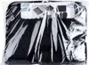 A black bathroom mat set is shown in its clear plastic packaging. Produktbild-Vorschau