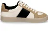 A side view of a single Guess IRONE women's sneaker. Produktbild-Vorschau