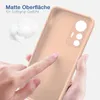 A hand is touching a pink phone case, highlighting its matte texture. Produktbild-Vorschau