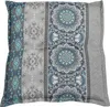 A square cushion with a patterned design. Produktbild-Vorschau