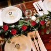 Strauß roter Rosen, Set mit 25 dekorativen Kunstblumen, Produktbild-Vorschau 3
