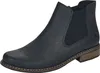 A studio shot of a black Chelsea boot. Náhled obrázku produktu