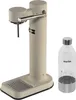 A sand-colored Aarke Carbonator 3 water carbonator and a clear PET bottle with a silver base and cap are shown against a white background. Produktbild-Vorschau