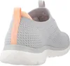 A close-up side view of a gray sneaker with a peach accent. Produktbild-Vorschau