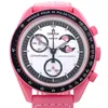 A close-up, front-facing studio shot of a pink Omega x Swatch Moonswatch watch against a white background. Voir les images du produit