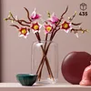 Äste mit Magonolien Blüten Produktbild-Vorschau 11